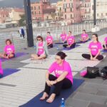 yoga-rosa-alassio-molo-gratuito-free-essere-benessere-lucia-ragazzi-esperienz-wellness-wellbeing-città-salute-donne-prevenzione-airc-tumori-libertas-anas-liguria-42